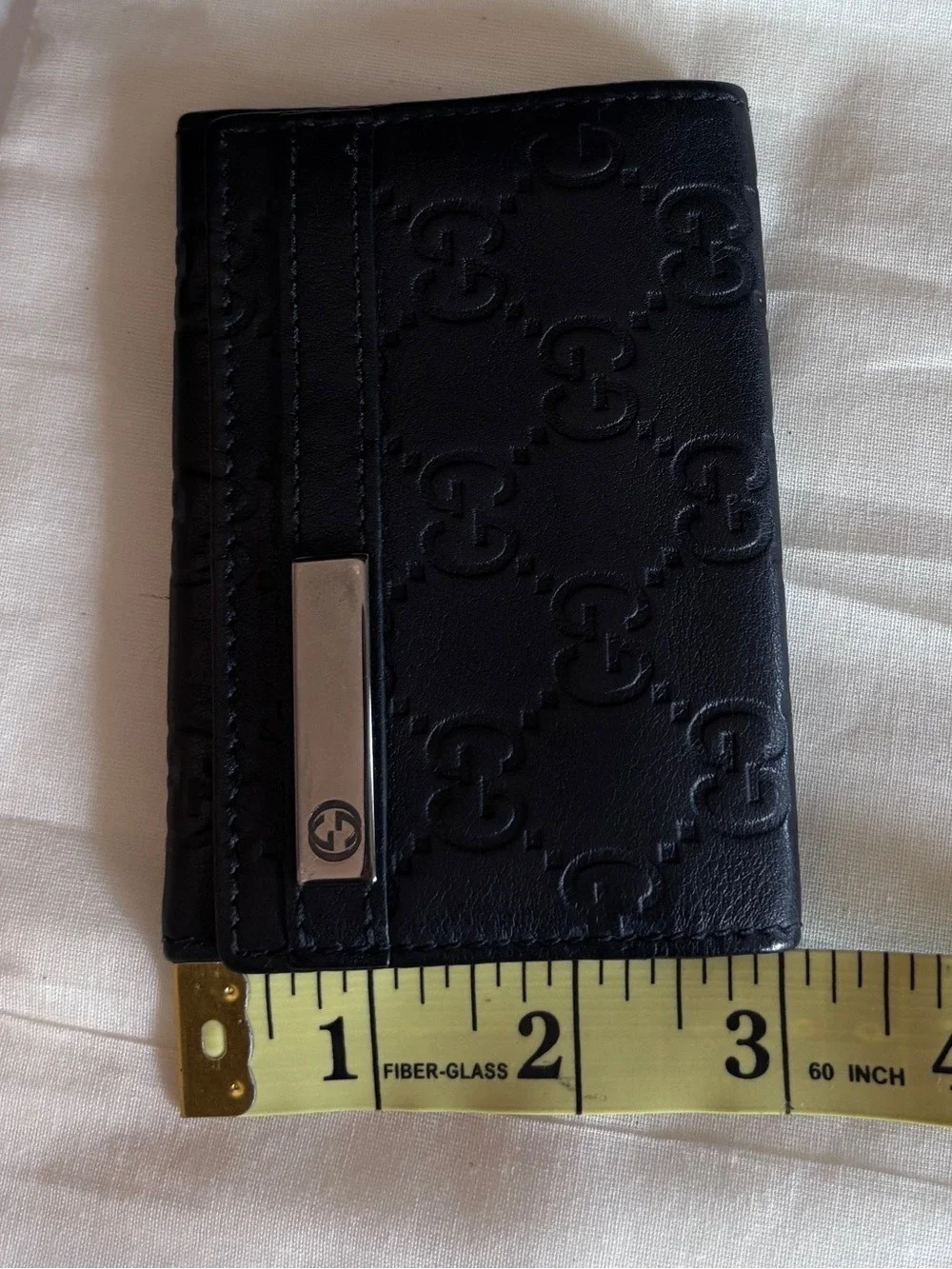 Gucci compact wallet